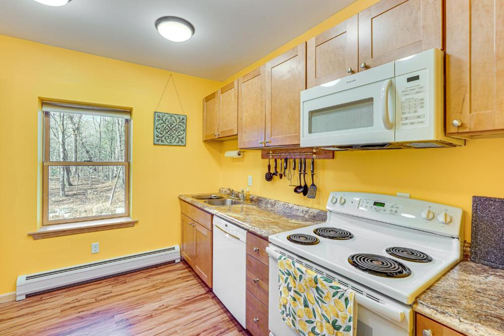 Near Historic Sites Bright Hyde Park Guest Suite